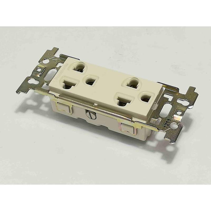 Duplex Receptacle Universal Slots with Ground