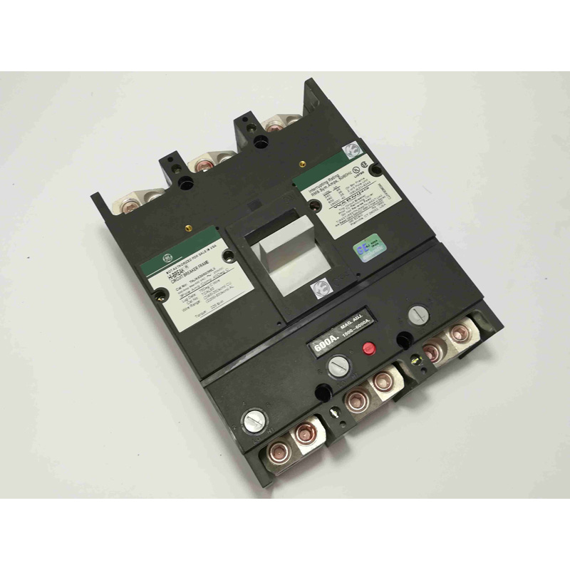 Molded Case Circuit Breaker – Industrial type, 3 P